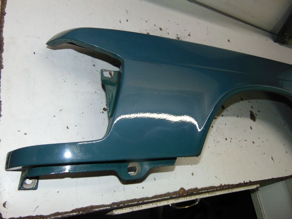 Mercedes w201/190 guarda lamas da frente