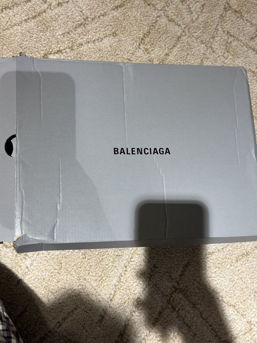 Balenciaga runner