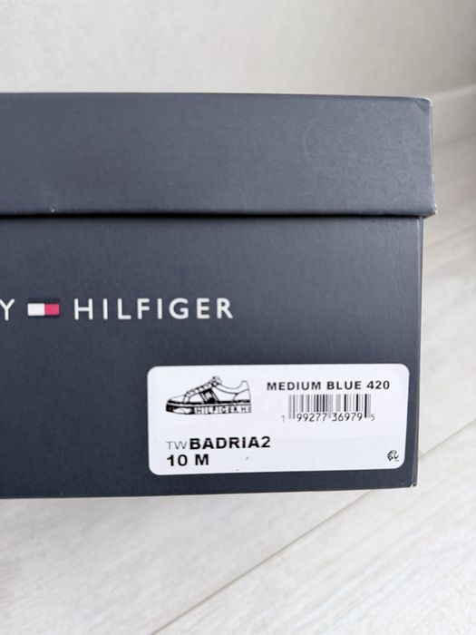 Кроссовки Tommy Hilfiger стелька 26.5 см