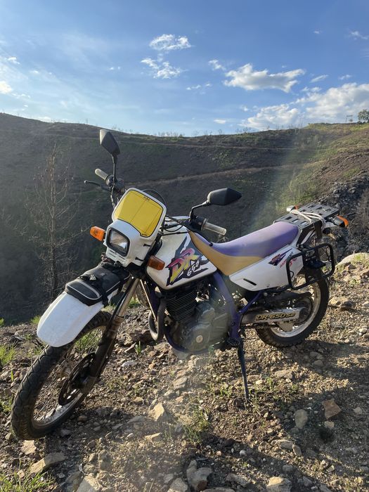 Suzuki dr 650 se