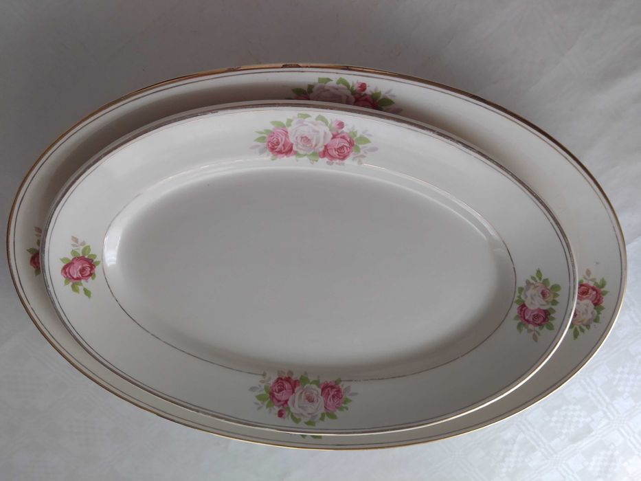 Serviço de jantar para doze pessoas