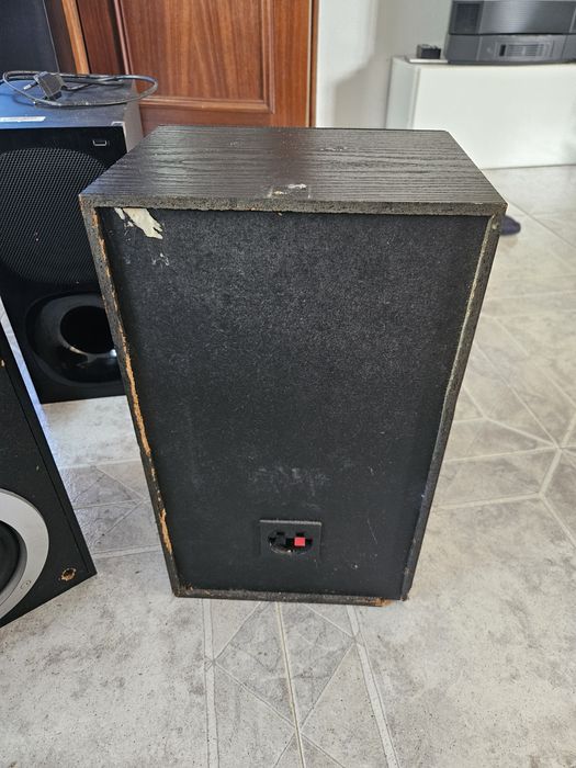 Colunas Hi fi Akai