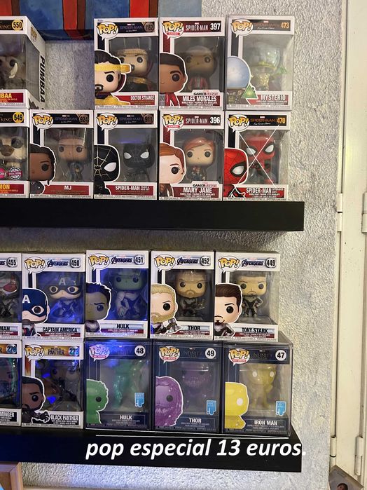 pop figures variados