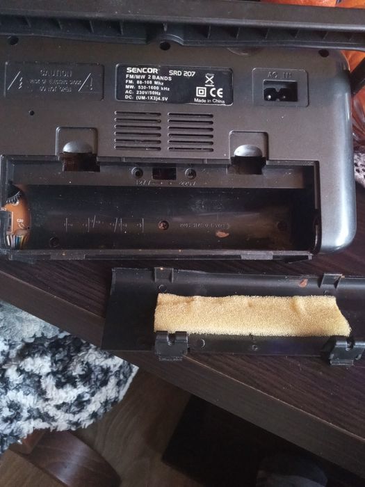 Radio Sencor sprawne brak kabla zasilajacego