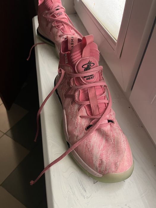 Buty do koszykowki uzywane stan dobry rozmoiar 45
