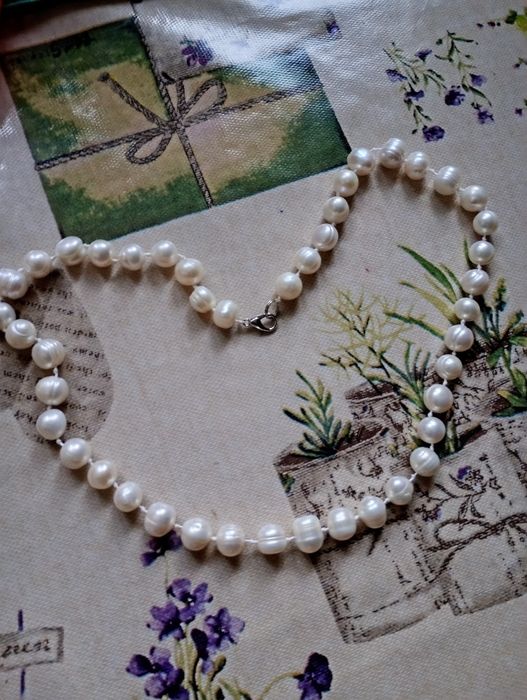Намисто білі перли річкові