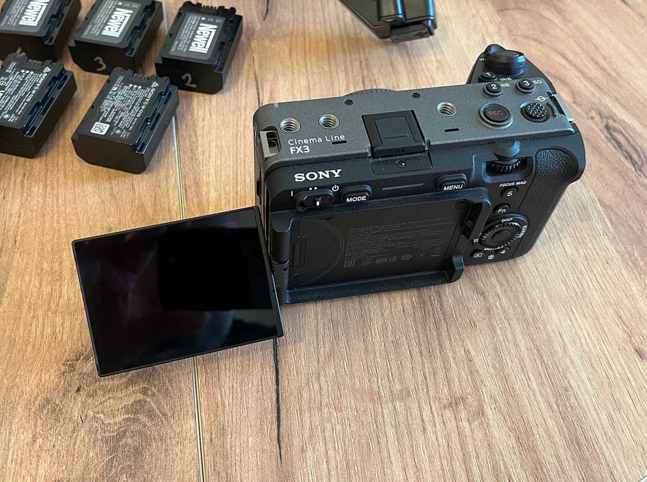 Kamera Sony FX3, bardzo zadbana, dodatkowe baterie i ładowarki