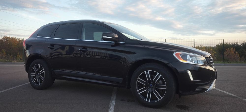 Продам Volvo xc60  т5