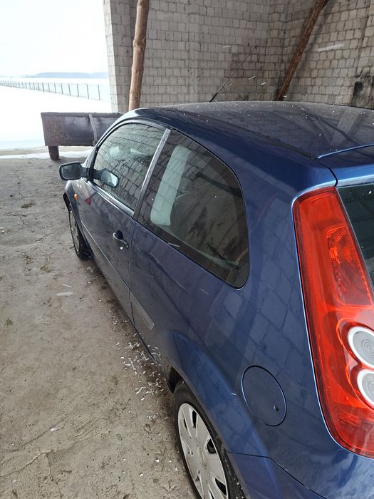 Sprzedam Forda Fieste