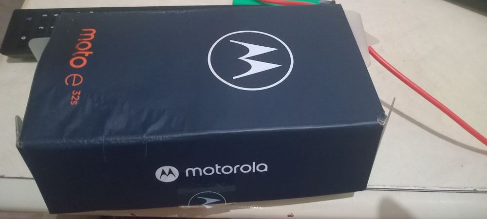 Motorola e32s 32gb на запчастини