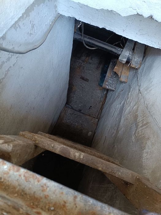 Продам затишний будинок в центрі.  Y.A.