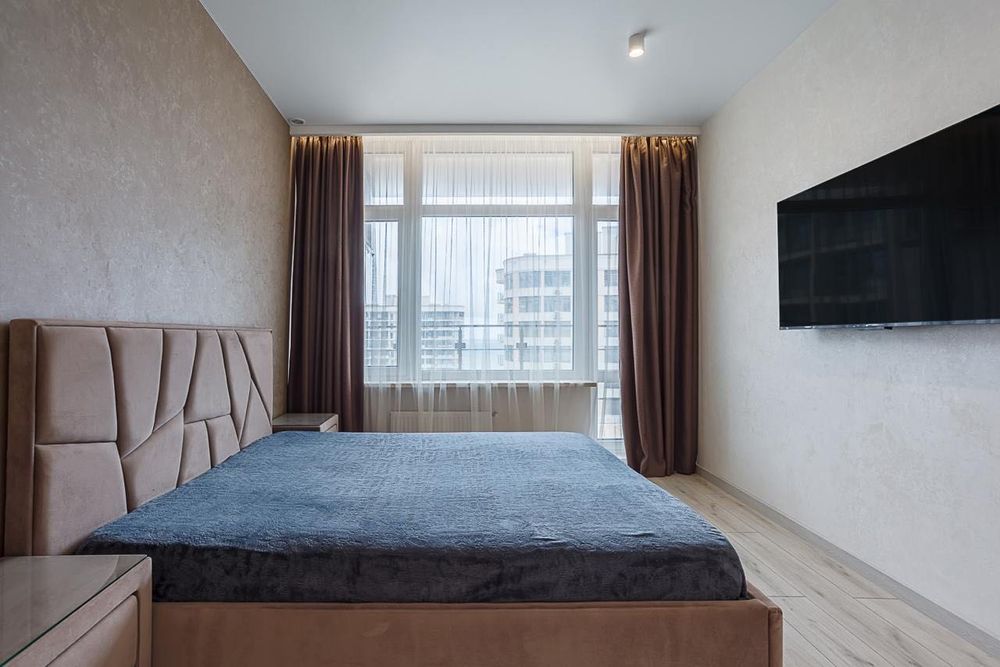 Посуточно Аркадия, Каманина, квартира с ТЕРРАСОЙ вид на море ПОДОБОВО