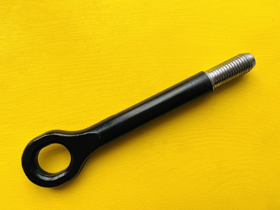 Буксировочный крюк Mazda Nissan Tesla Volkswagen Subaru BMW Renault