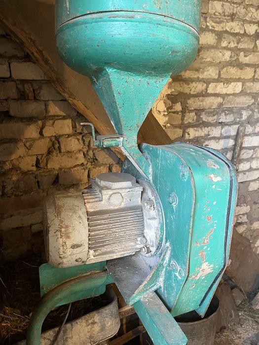 Продам млин, в робочому стані