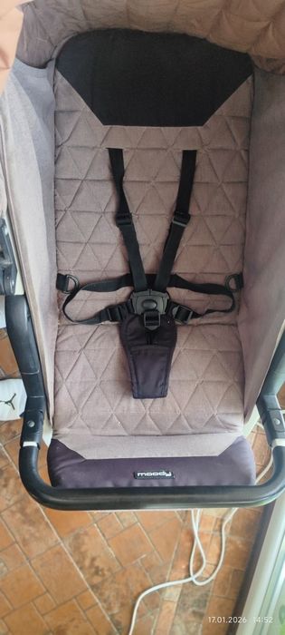 Візочок дитячий міцний