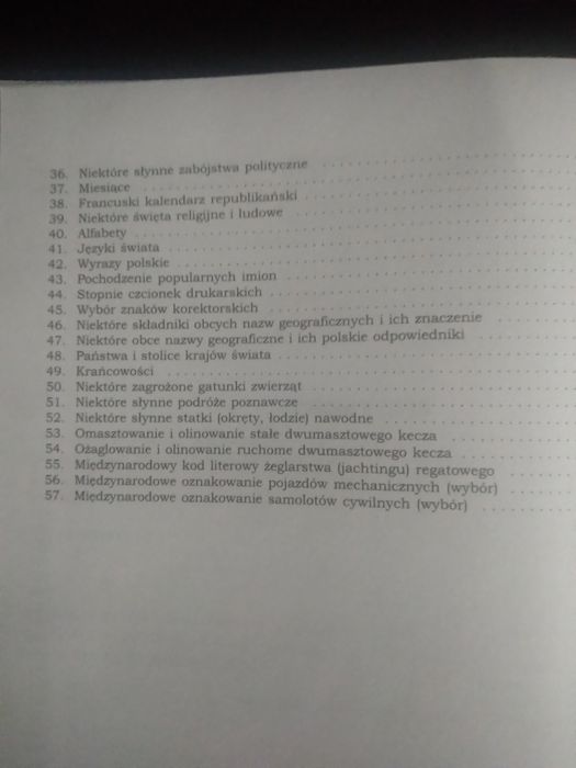 Słownik wyrazów obcych i zwrotów obcojęzycznych- Wł. Kopaliński.