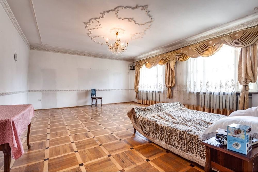 ДОМ на Підголоско для великої компанії  для затишного відпочинку