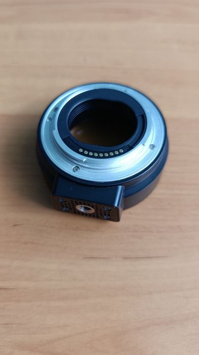 Adapter aparatu, przejściówka mocowanie Canon,  Eos M na obiektywy EF