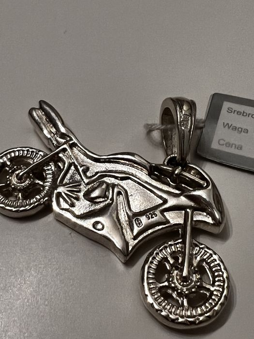 Motocykl wisiorek ze srebra próby 925