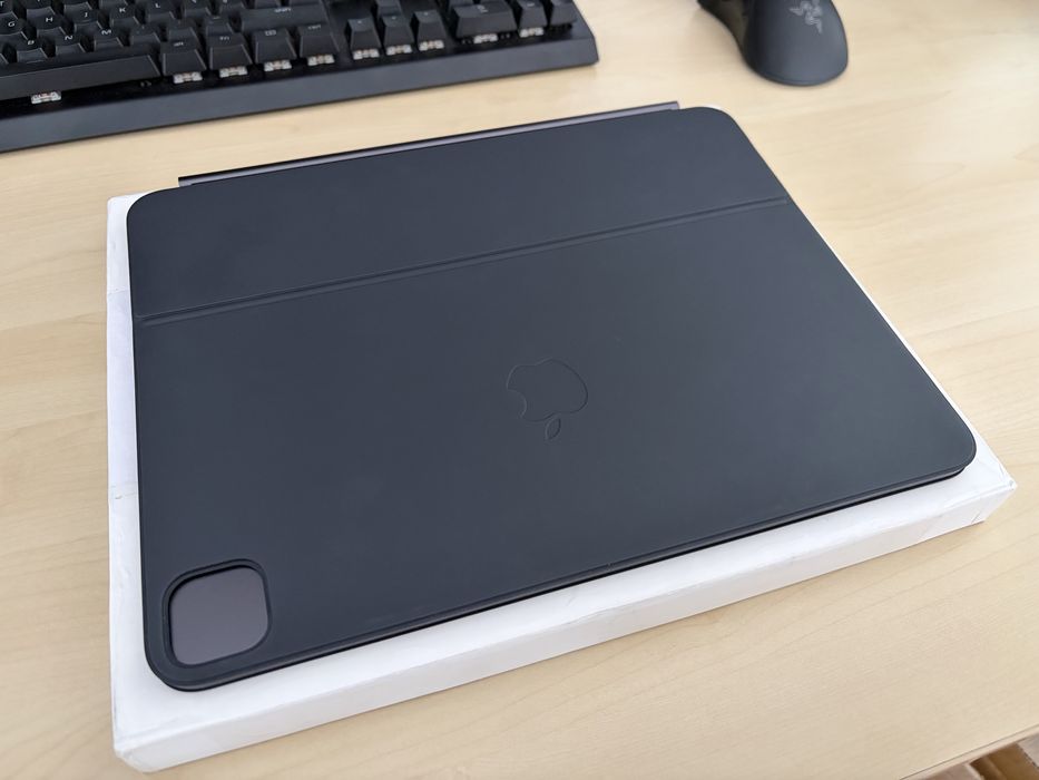 Magic Keyboard - iPad Pro 13” M4/M5