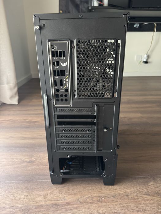 Vendo caixa MSI + Periféricos