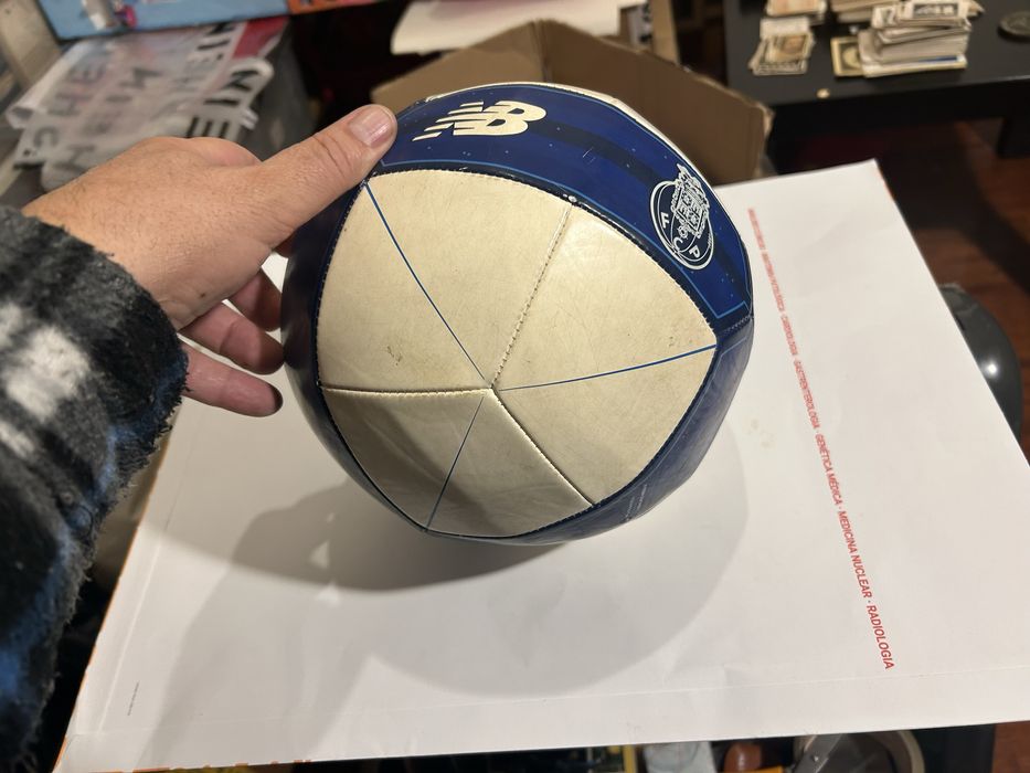 Bola de couro FC Porto new balance original colecionavel