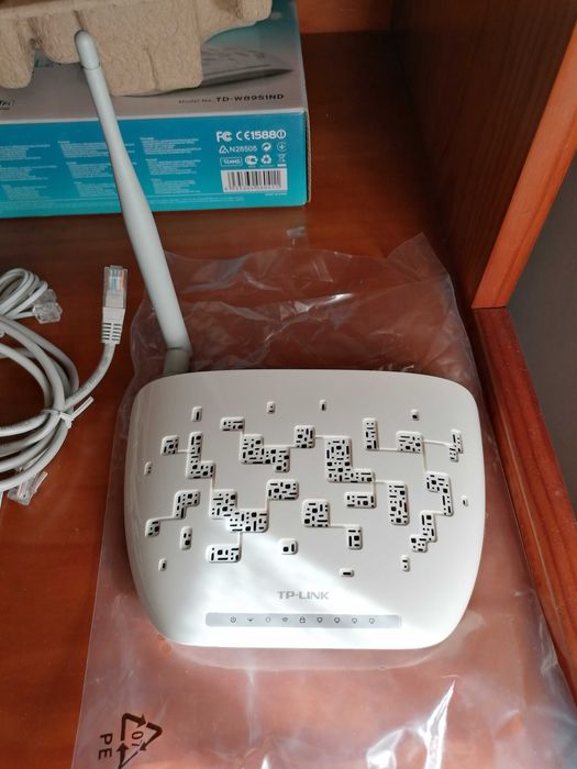 Router 150Mbps TP-Link Wireless N ADSL2+