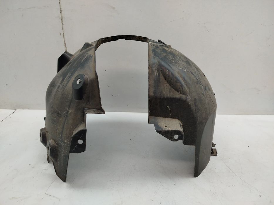 Cava roda frente esquerda RENAULT Twingo III (BCM_)