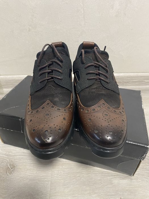 Чоловічі туфлі- броги