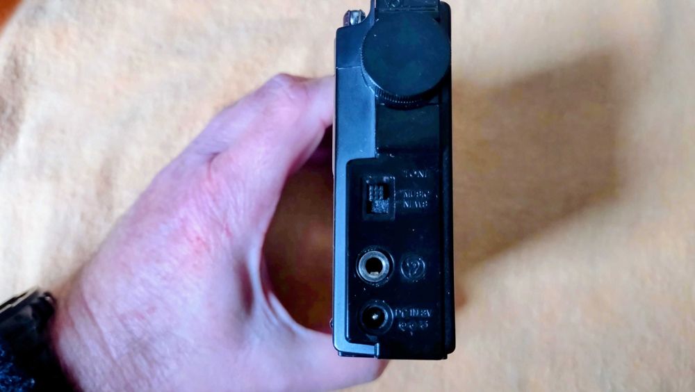 Radio Portatil Raro Sony ICF-5100 9Bandas