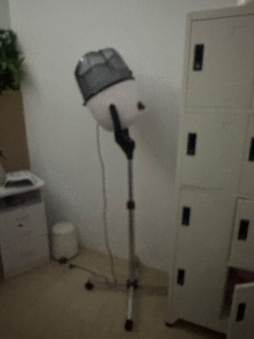 Secador de cabelo de pé