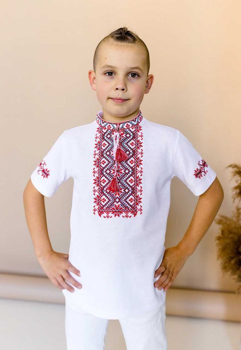 вишиванка для хлопчика багато варіантів ціни чудові