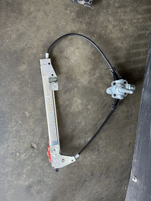 Elevador tras direito fiat punto evo manual ano 2008