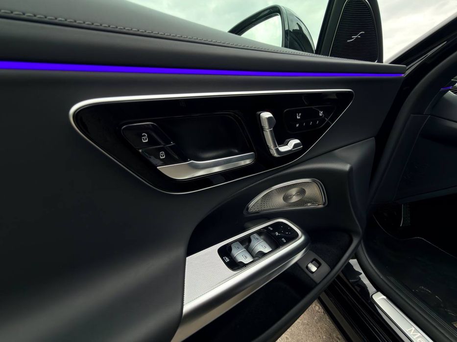 Mercedes-Benz E-Class 2024
