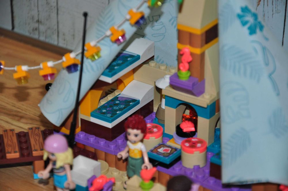 Z0368 Zestaw LEGO Friends 41700-1 Luksusowy kemping na plaży