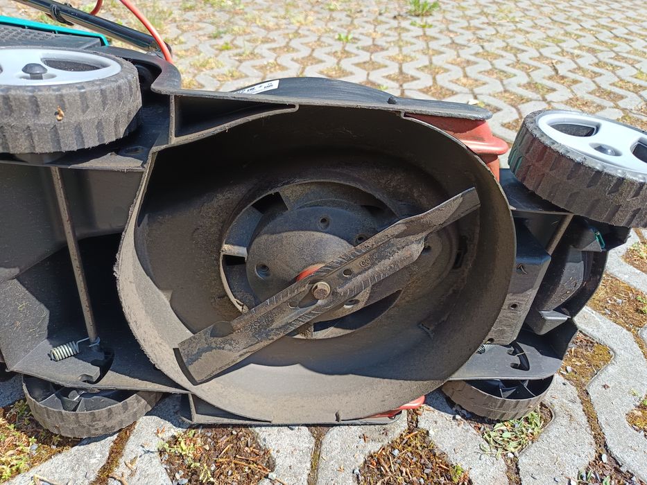 Kosiarka elektryczna Bosch Rotak 32