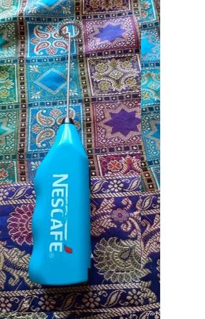Spieniacz do mleka. Nescafe. Sprawny