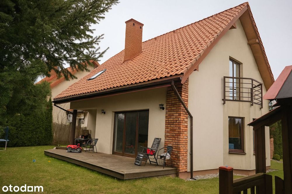 Komfortowy Bliżniak na przestronnej zalesionej działce