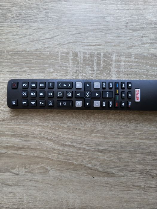 Pilot RC802N Smart TV Thompson