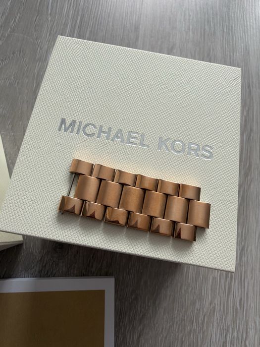 Zegarek Michael Kors Slim Runway Quartz różowe złoto