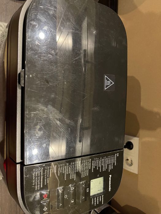 Терміново- Хлебопечка PANASONIC SD-R2530KTS