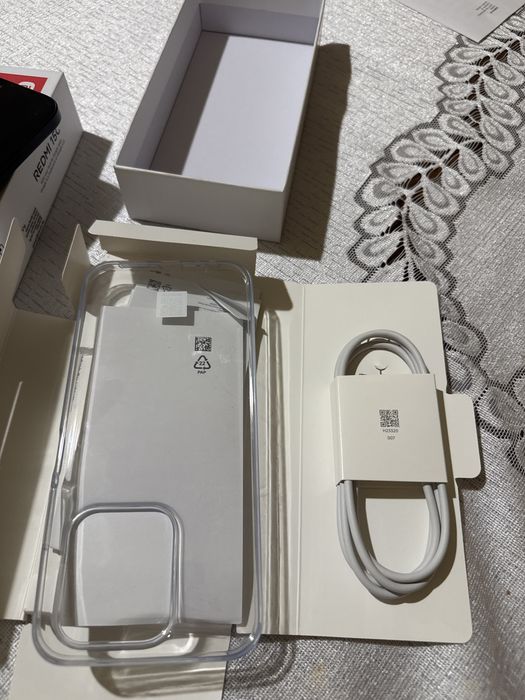 3 telefony Xiaomi Redmi15C