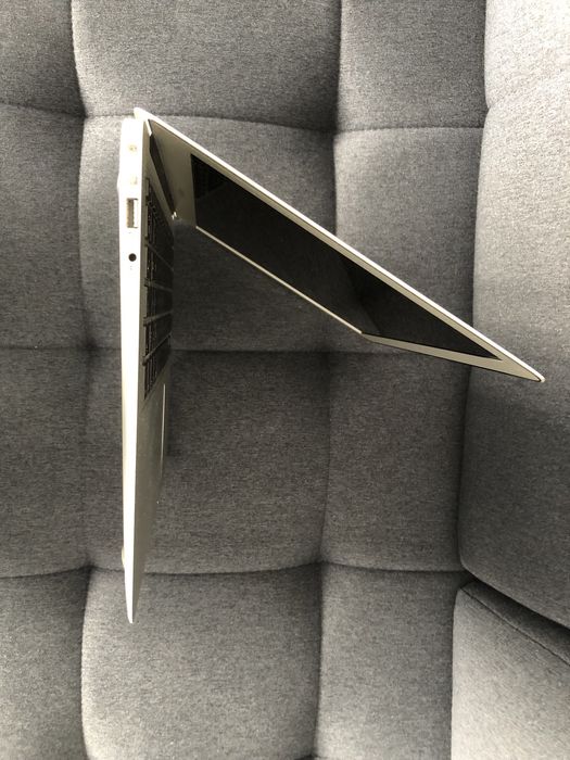 Macbook AIR 1466 13,3”