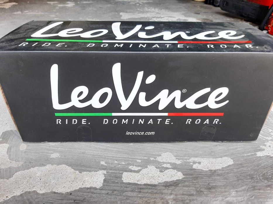 escape leovince honda