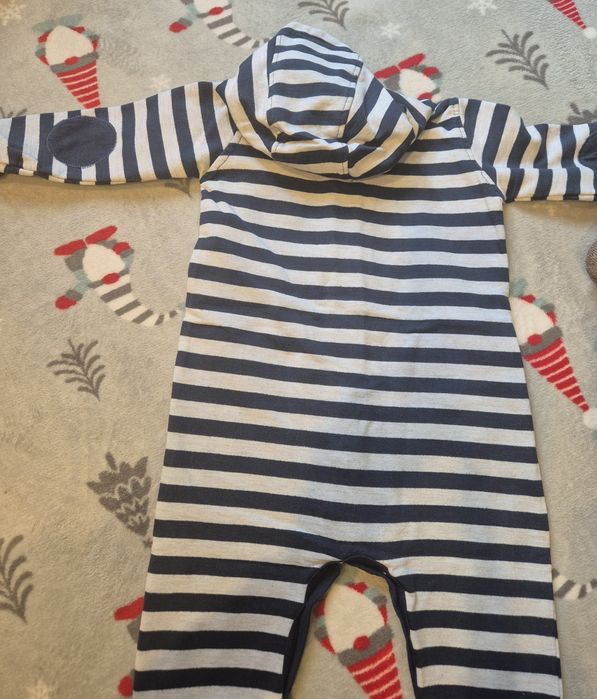 Kombinezon niemowlęcy/pajacyk rozmiar 80-86.