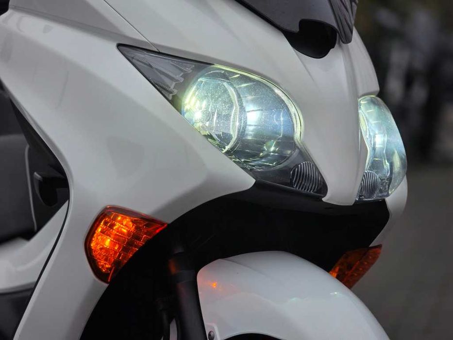 Макси-Скутер Honda Forza 250 только из Японии свежий завоз