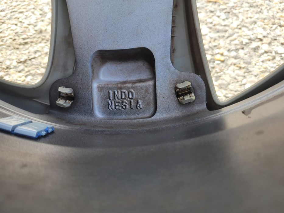 Felgi aluminiowe 17 cali 5x100 Toyota Prius Oryginał