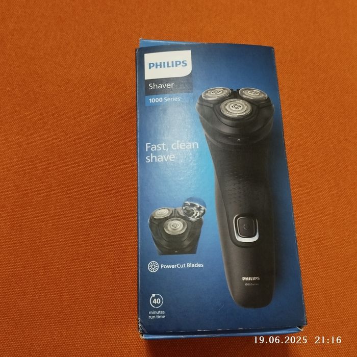 Электробритва Philips 1000 Series