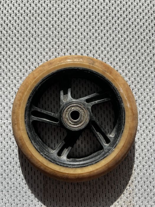 Колесо для самоката 12,3см.