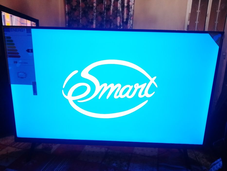 Televisão nova com caixa